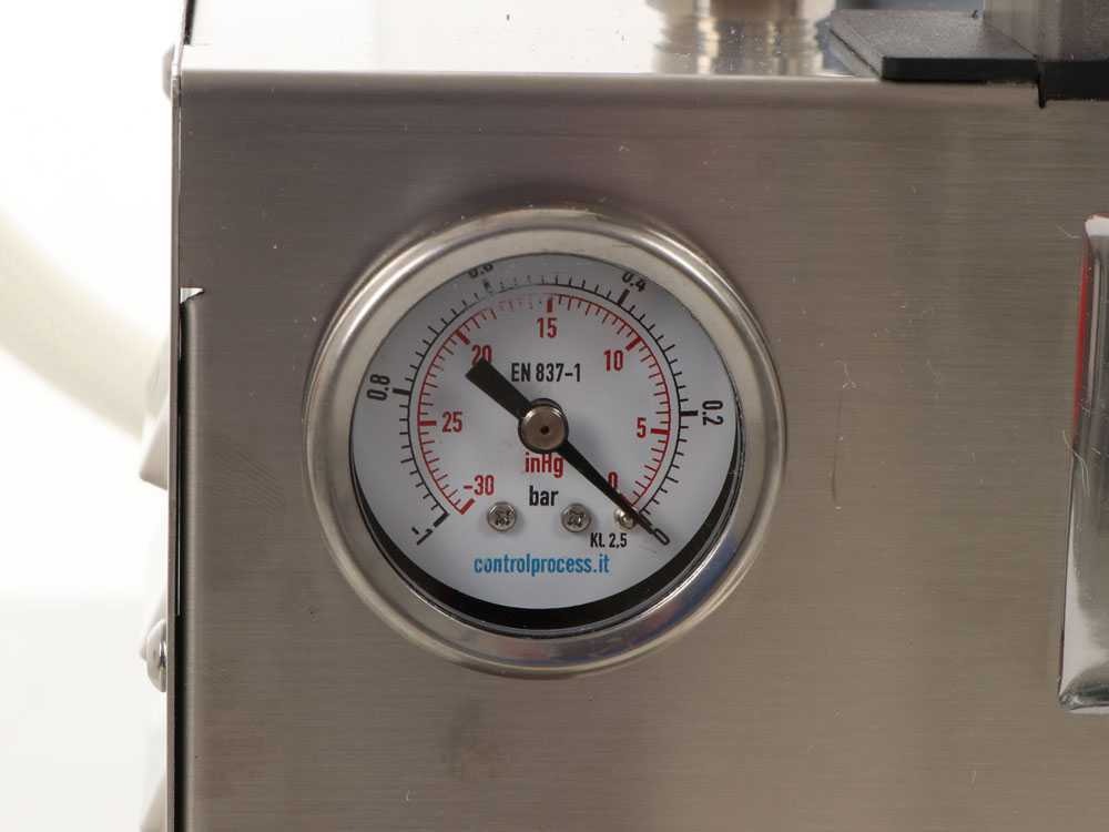 Il-Tec Ultrafiller 1 - Imbottigliatrice a depressione elettrica per liquidi alimentari (nuovo)