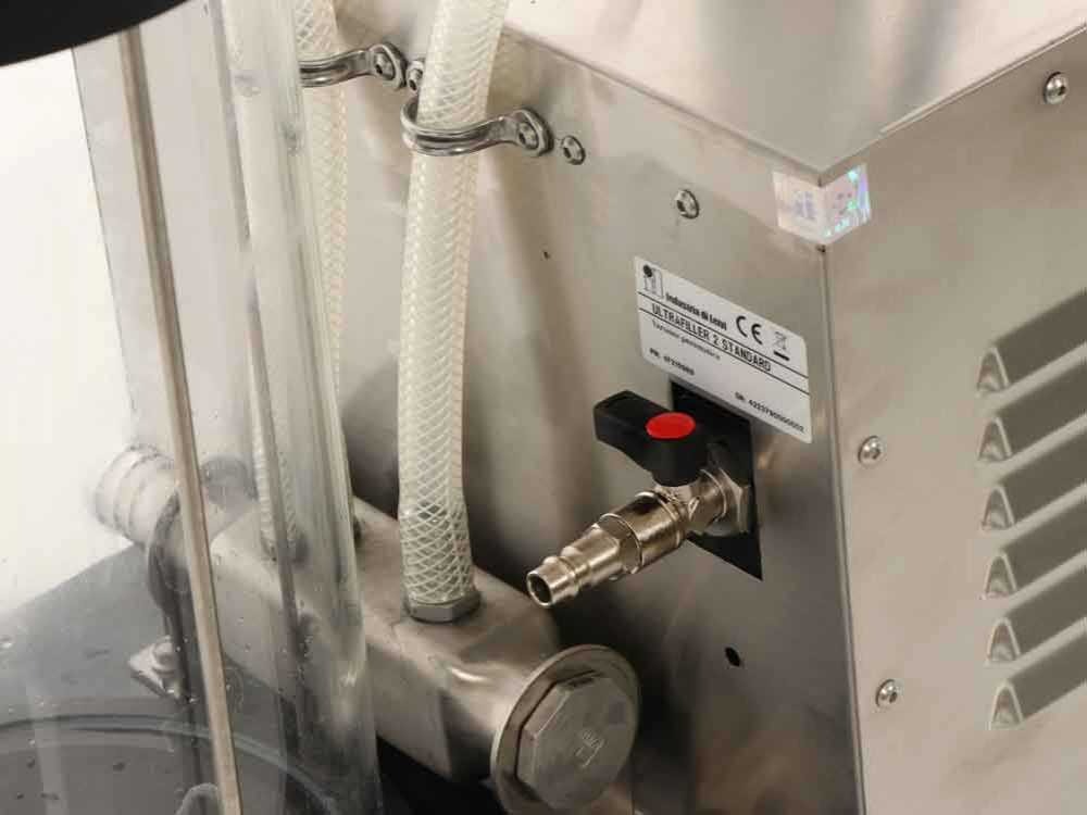 Il-Tec Ultrafiller 2 - Imbottigliatrice a depressione pneumatica per liquidi alimentari (nuovo)