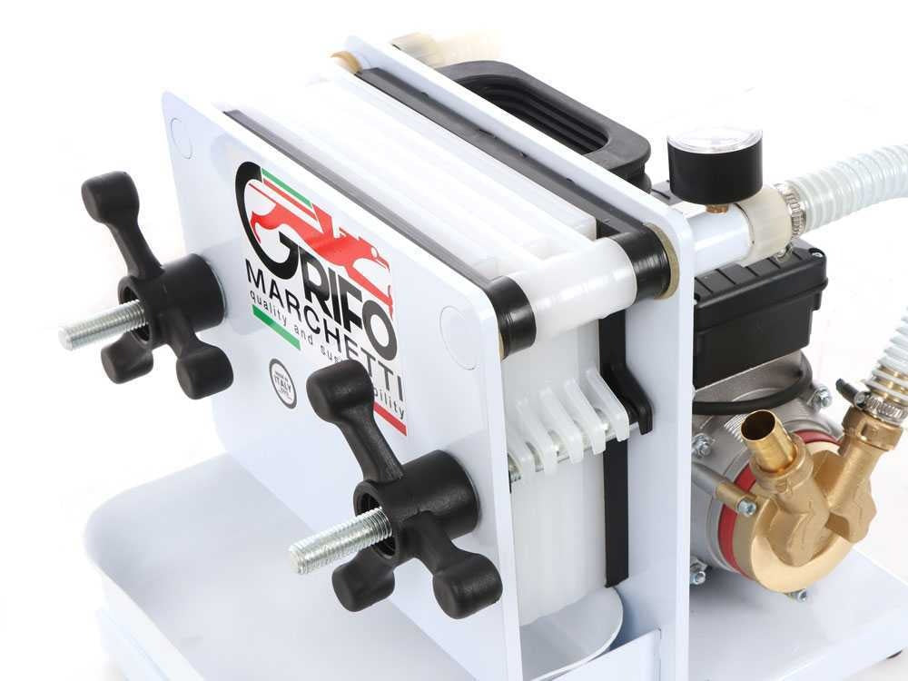 Grifo Hobby 6 - Filtro per vino a cartoni e piastre - Pompa enologica per filtrare vino (nuovo)