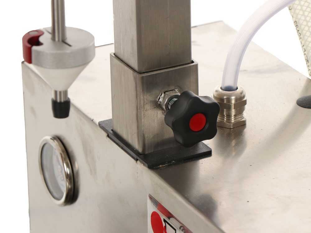 Il-Tec Ultrafiller 2 - Imbottigliatrice a depressione pneumatica per liquidi alimentari (nuovo)